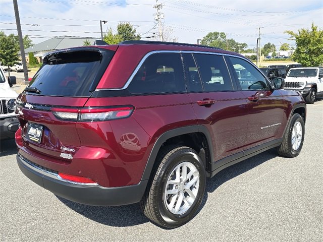 New 2025 Jeep Grand Cherokee Laredo X w/ Luxury Tech Group I image 3