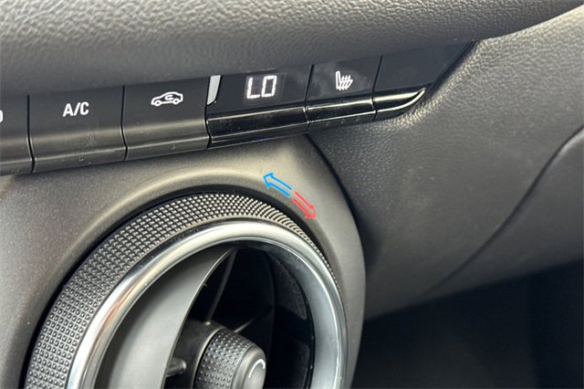 Used 2025 Chevrolet Blazer LT image 30