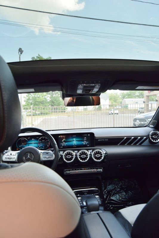 Used 2021 Mercedes-Benz A 35 AMG 4MATIC image 30