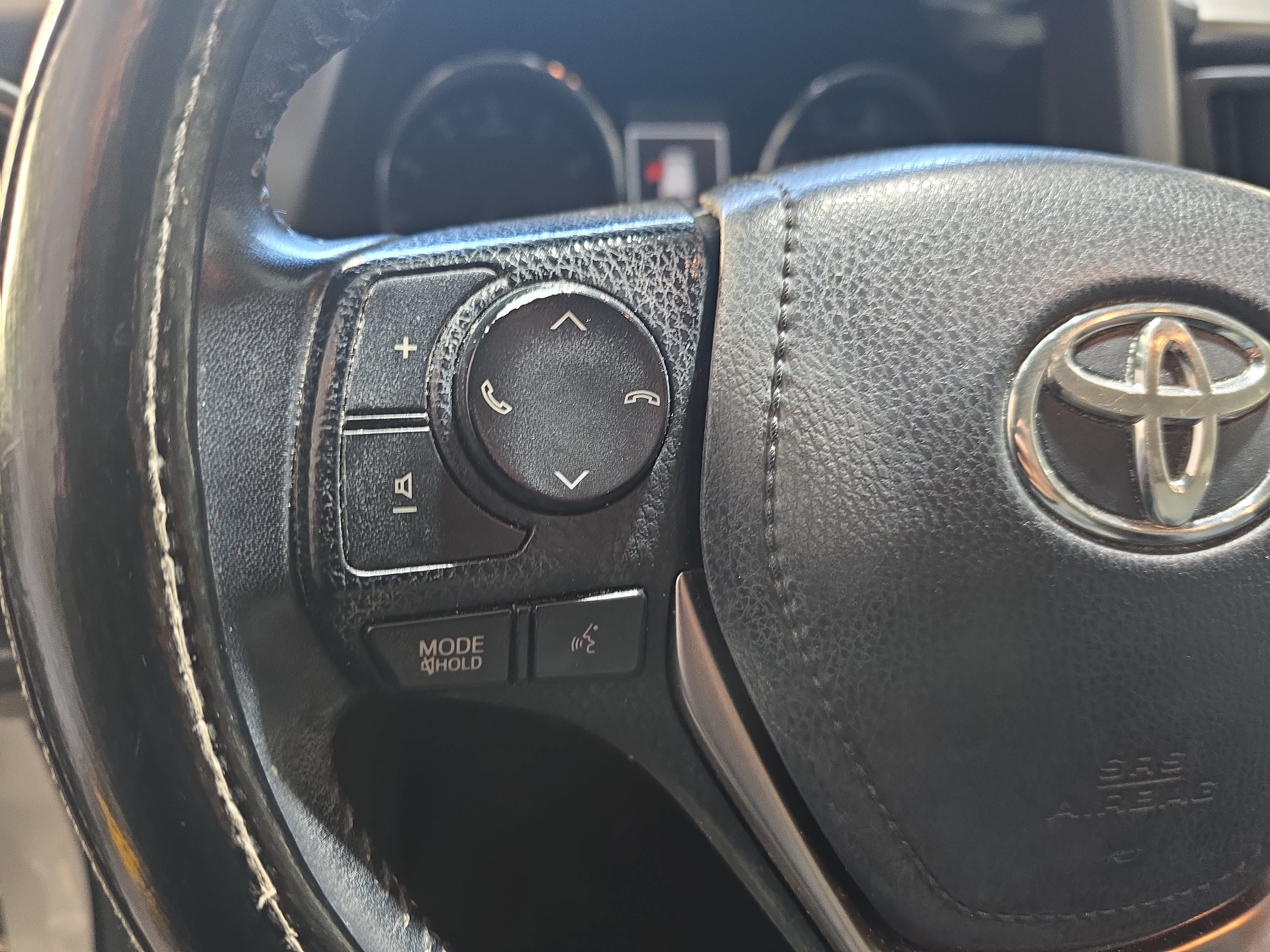 Used 2016 Toyota RAV4 Limited FWD image 16