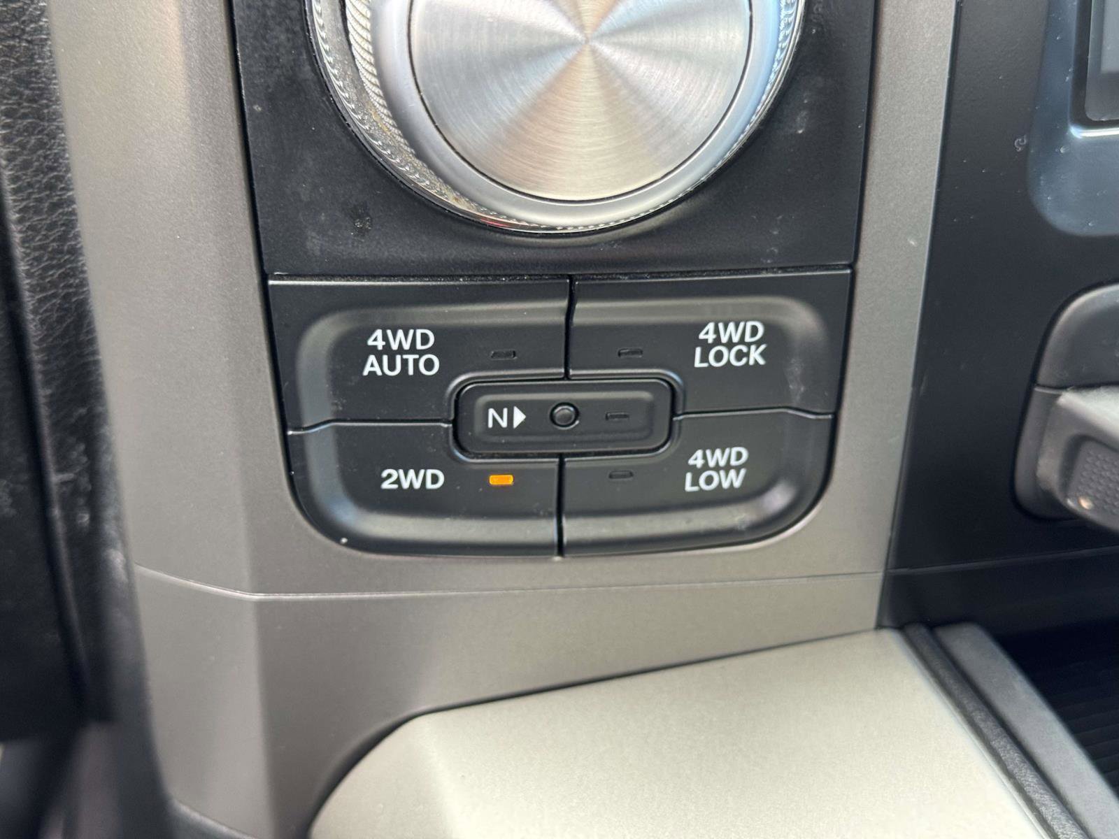 Used 2017 RAM 1500 Laramie w/ Convenience Group image 26