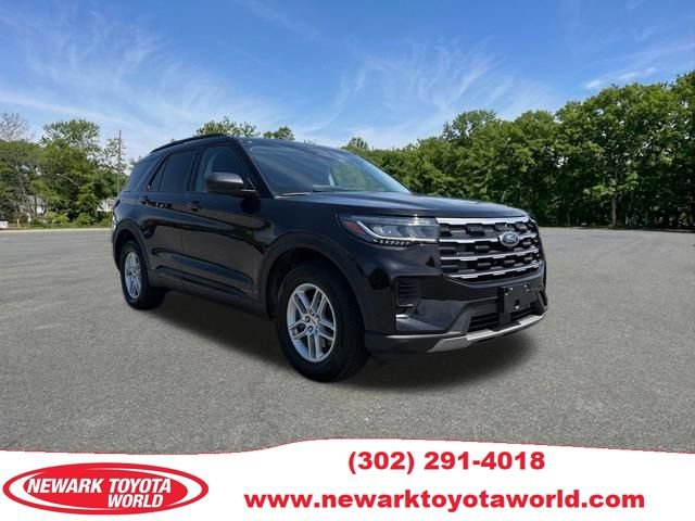Used 2026 Ford Explorer Active AWD/4WD image 1