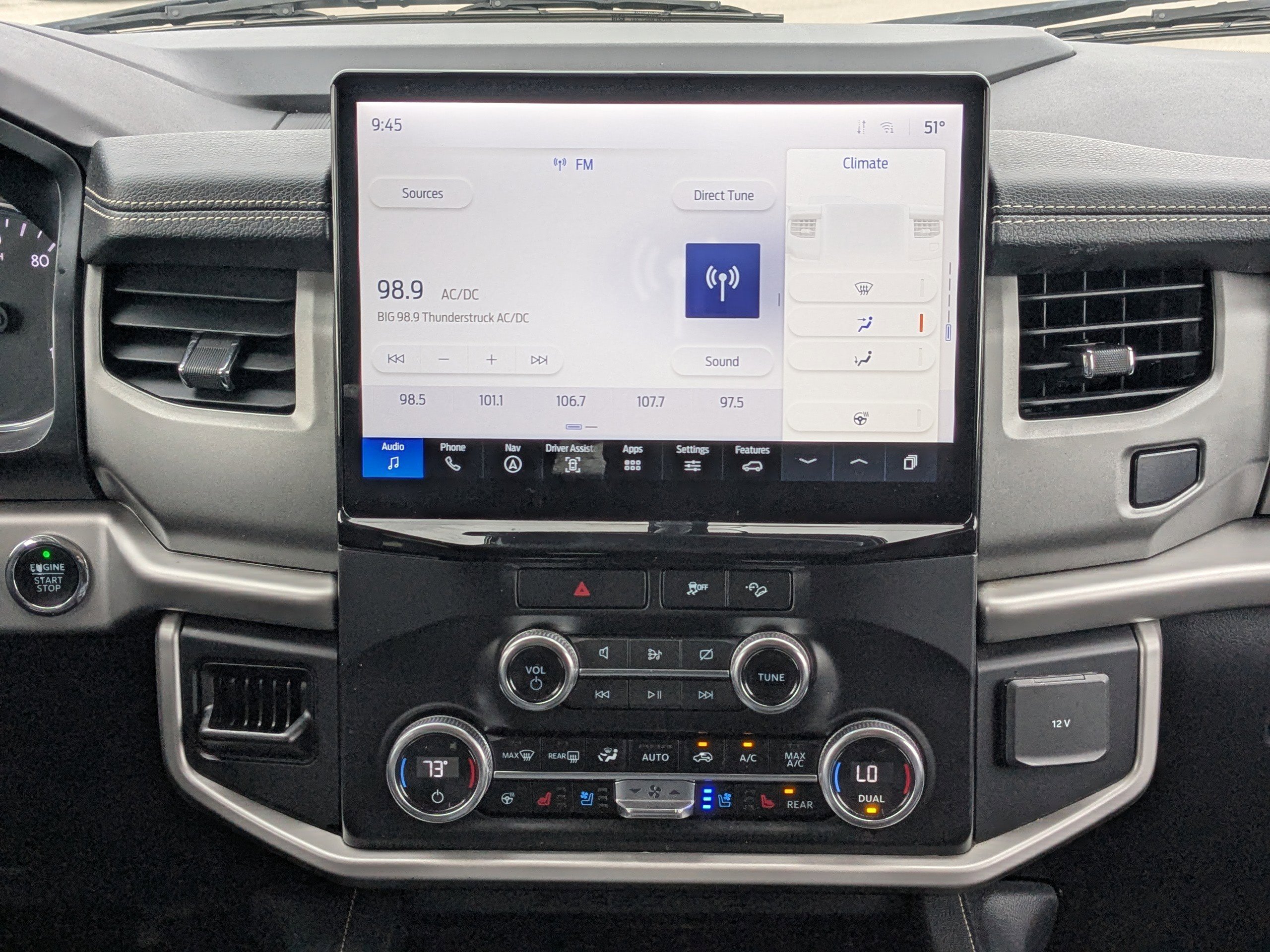 Used 2023 Ford Expedition Max XLT image 22