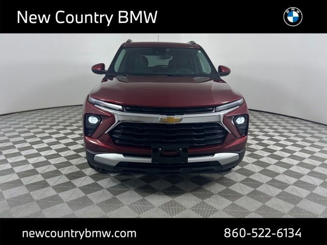 Used 2024 Chevrolet TrailBlazer LT w/ LT Cold Weather Package image 2