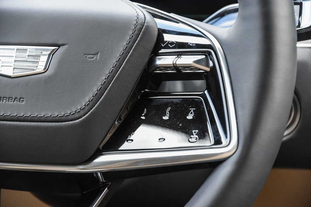 New 2024 Cadillac Lyriq Sport w/ Nappa Leather Package image 17