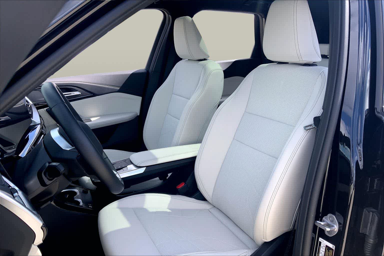 New 2026 BMW X1 xDrive28i w/ Technology Package AWD/4WD image 7