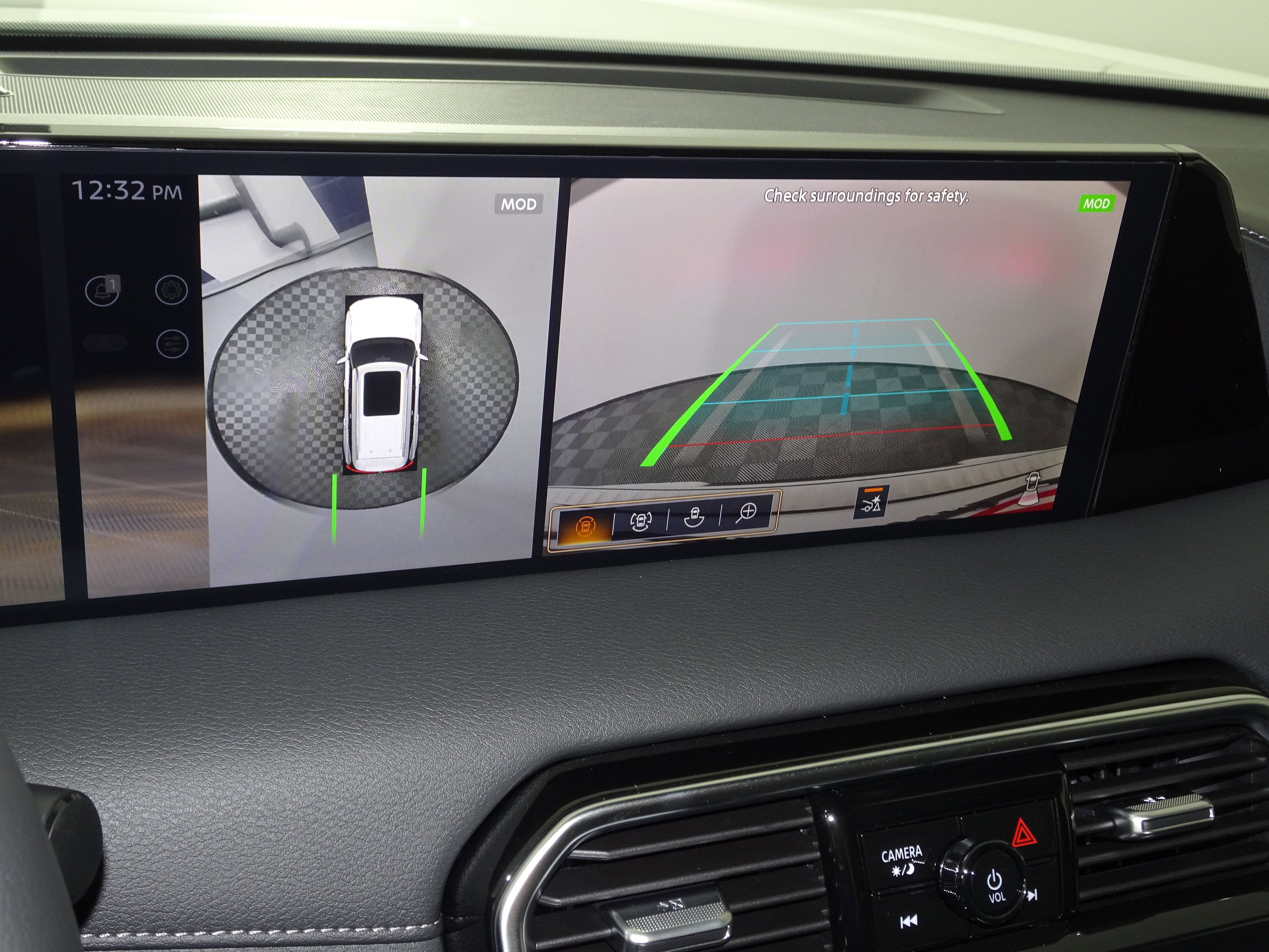 New 2026 Nissan Armada Platinum image 38