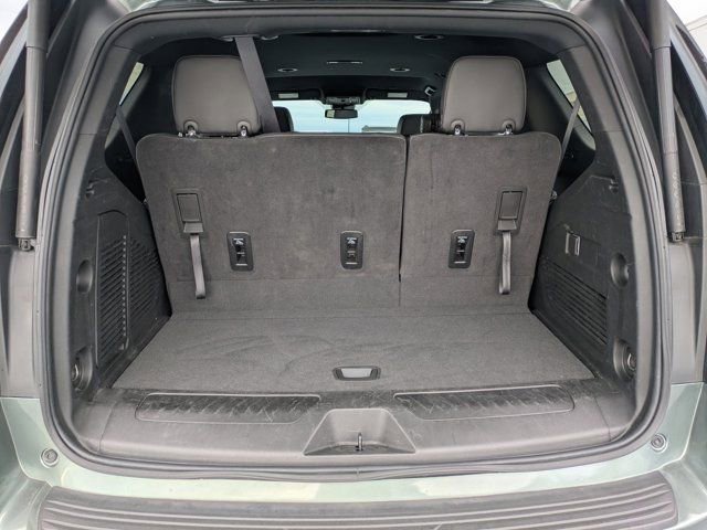Used 2024 Chevrolet Tahoe LT image 11