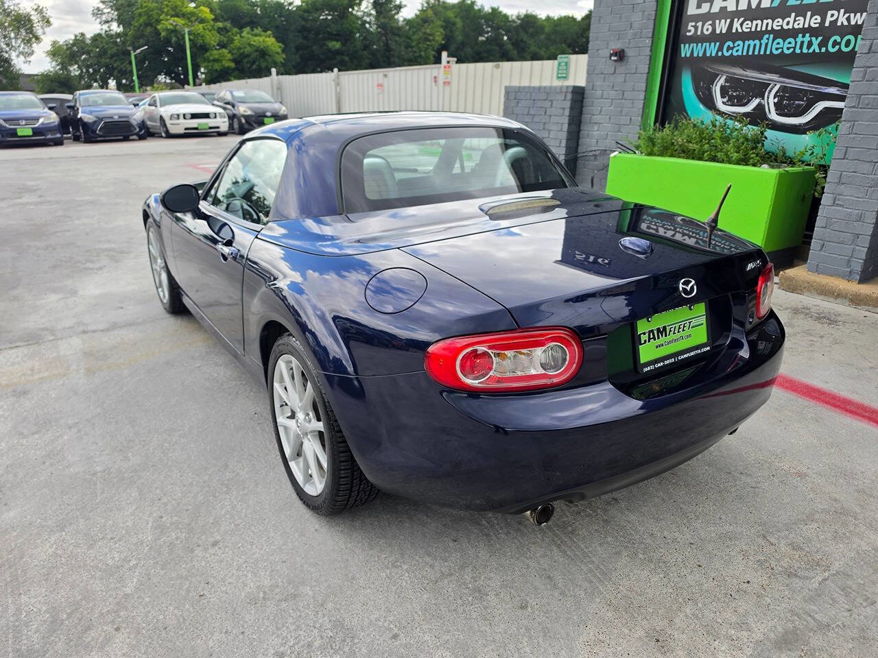 Used 2011 MAZDA MX-5 Miata Grand Touring w/ Premium Pkg RWD image 10
