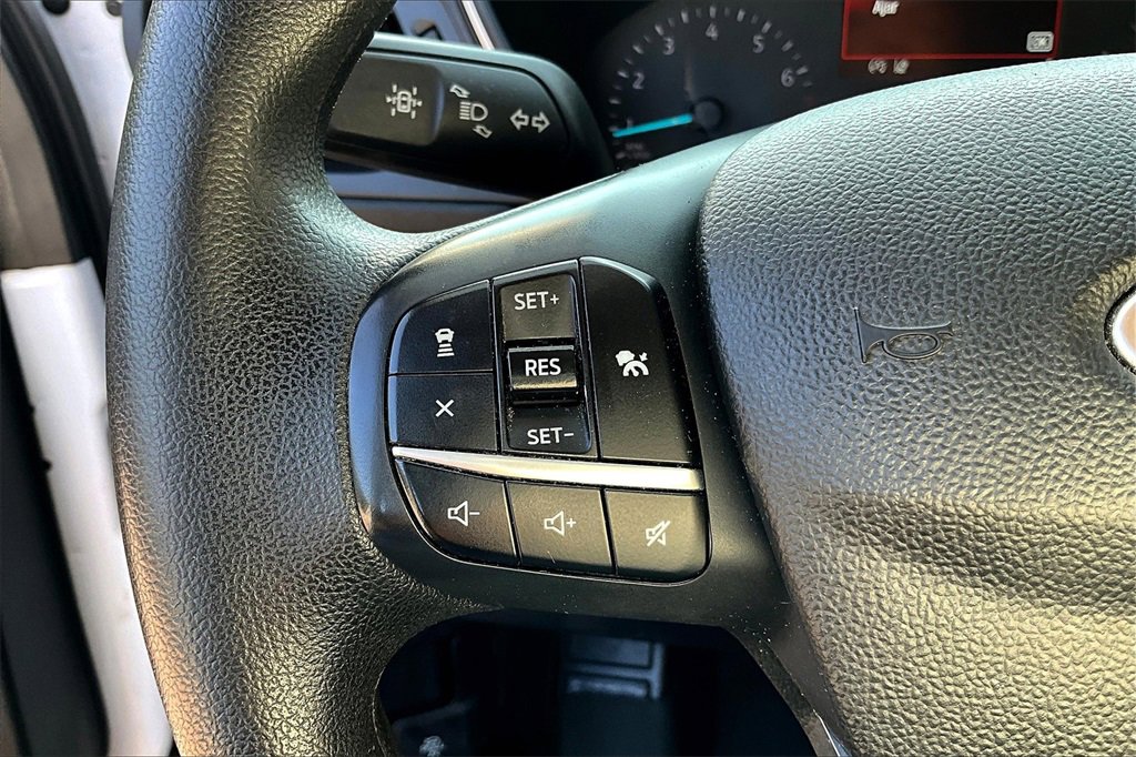 Used 2020 Ford Escape SE image 11