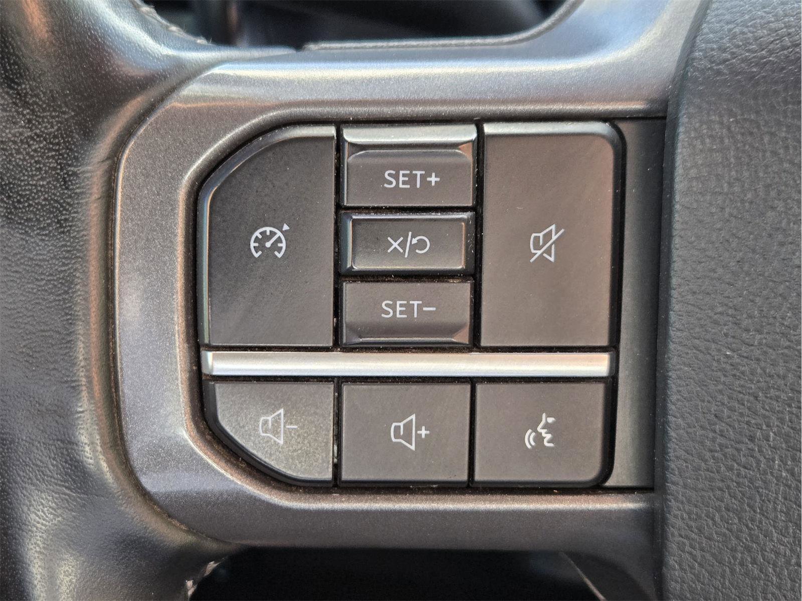 Used 2024 Ford F350 Lariat w/ Sport Appearance Package image 47