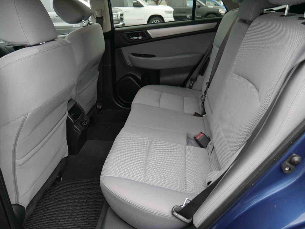 Used 2019 Subaru Outback 2.5i Premium image 14