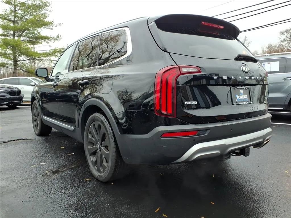 Used 2020 Kia Telluride EX w/ EX Premium Package image 5