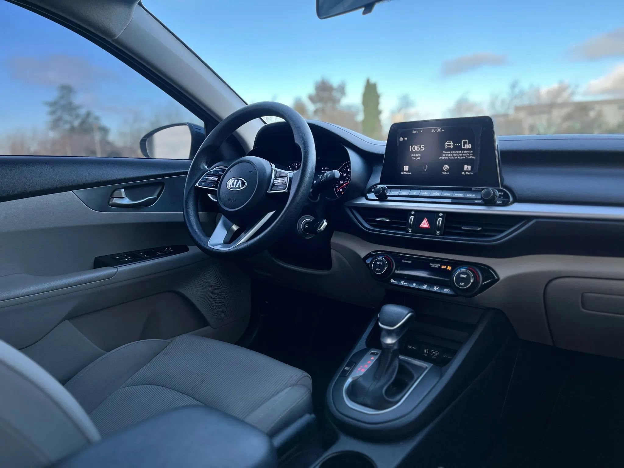 Used 2019 Kia Forte LXS FWD image 14