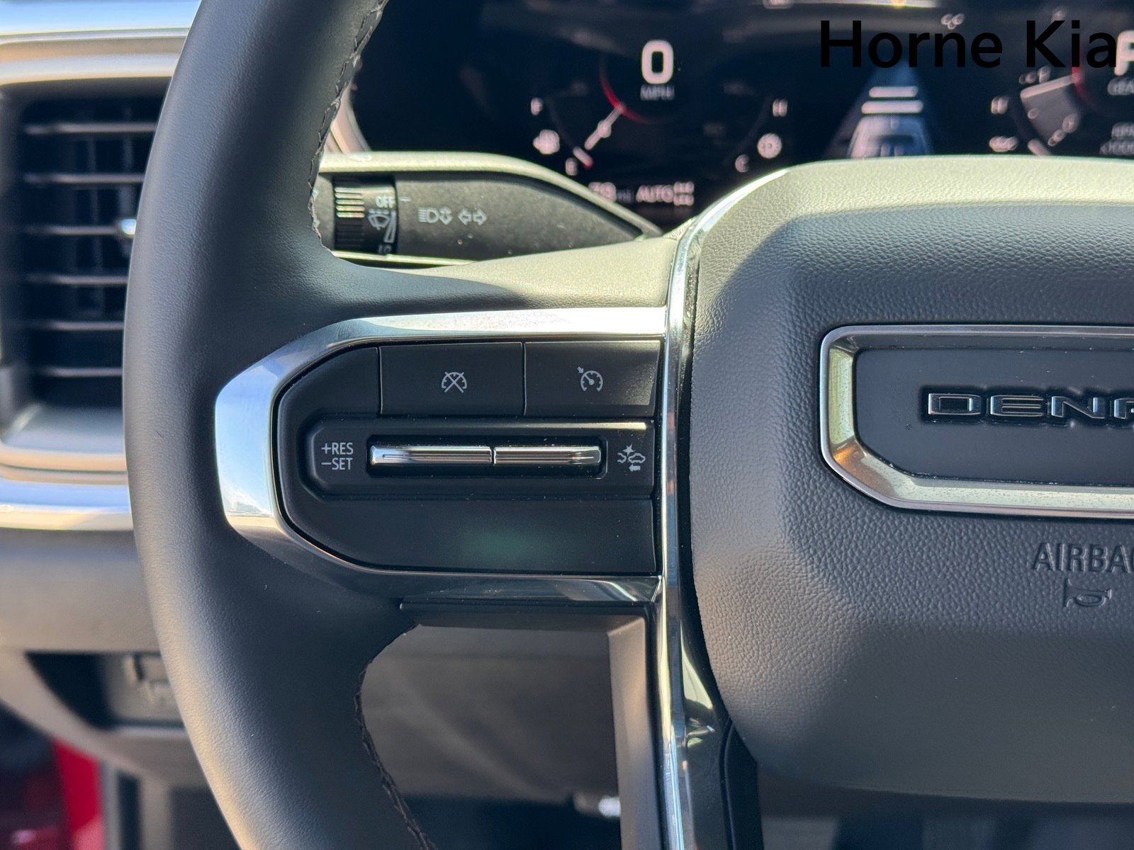 Used 2026 GMC Canyon Denali image 18