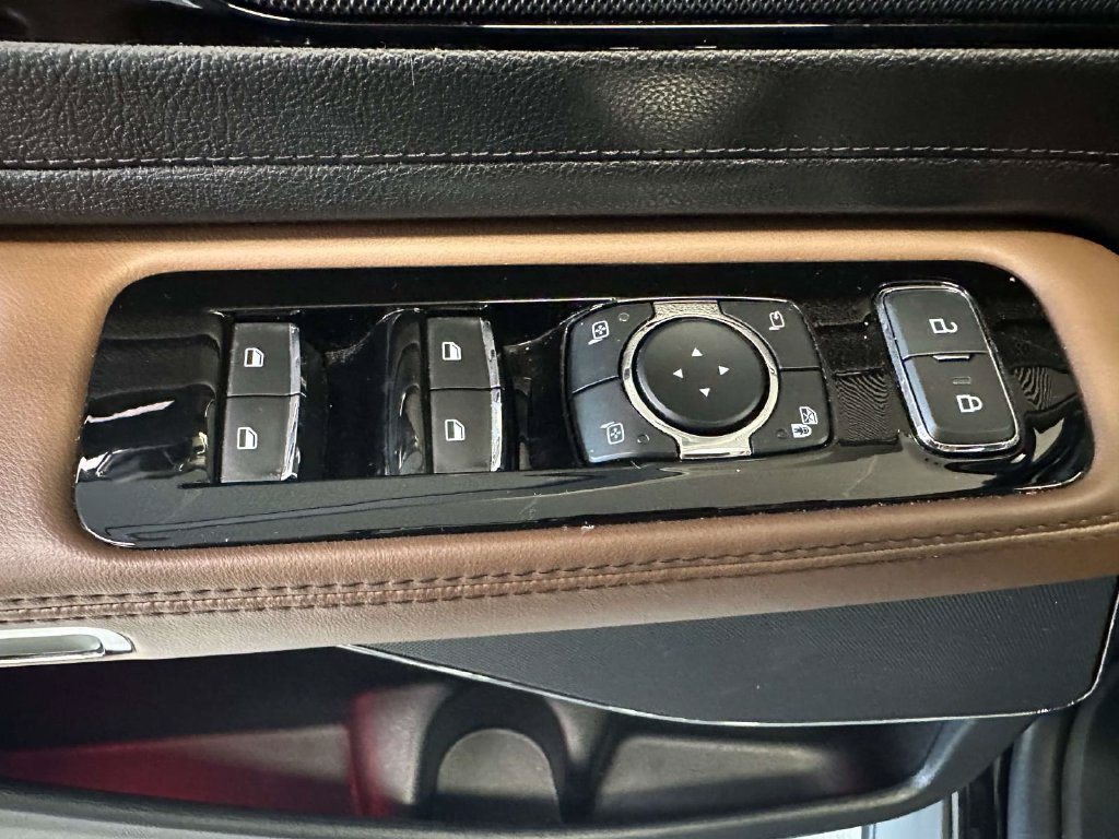 Used 2023 Lincoln Aviator Reserve w/ Elements Package Plus AWD/4WD image 20