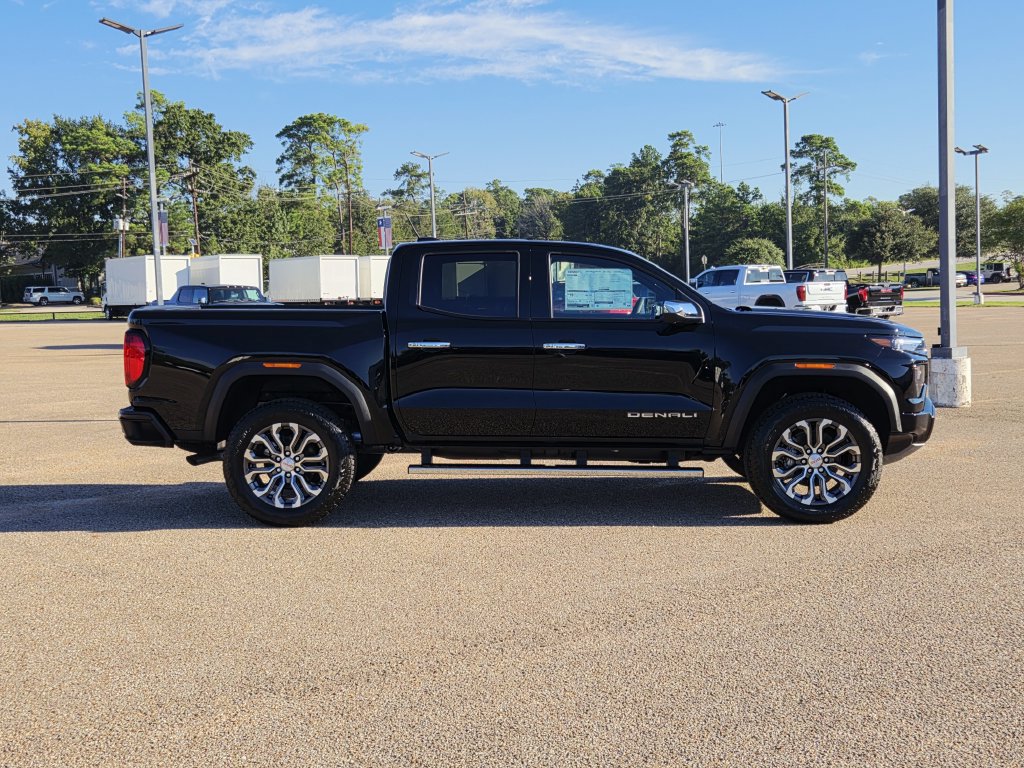 New 2026 GMC Canyon Denali AWD/4WD image 4