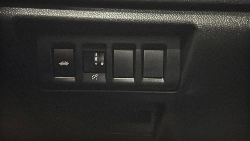 Used 2023 Subaru Legacy image 33