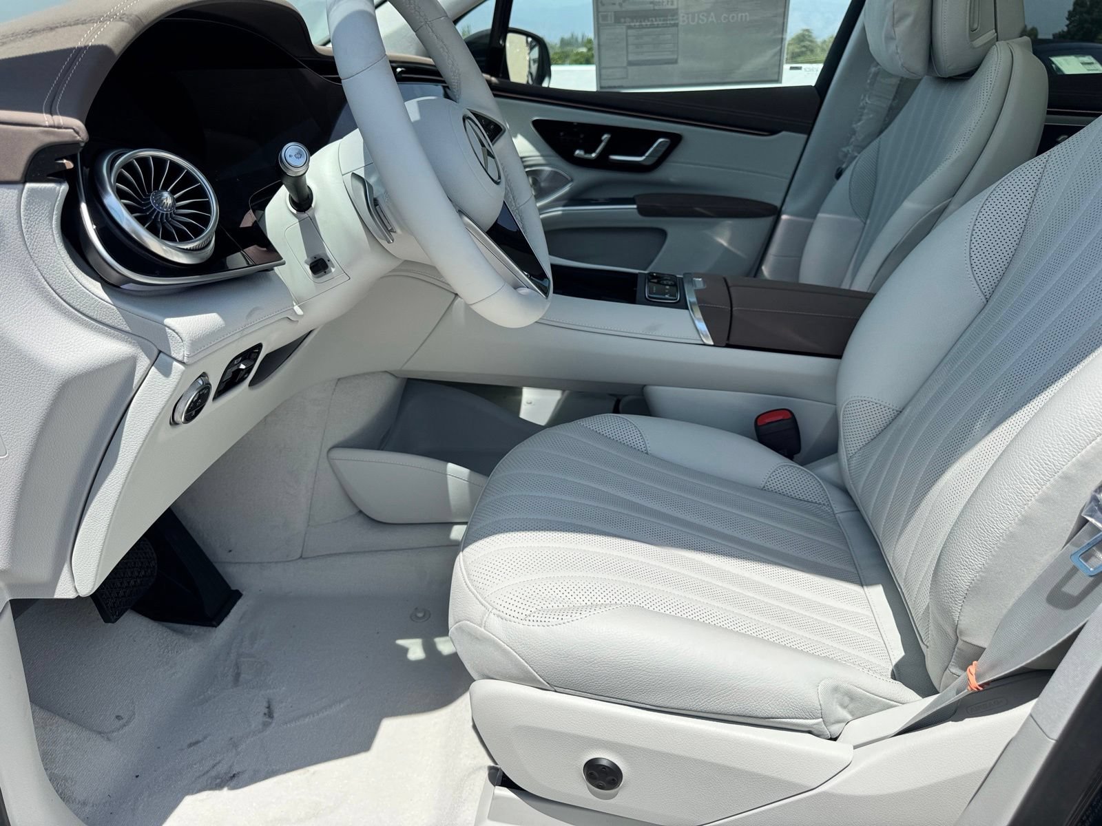New 2026 Mercedes-Benz EQS 400 4MATIC SUV image 20