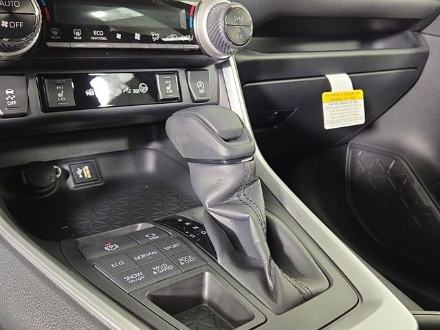 New 2025 Toyota RAV4 XLE image 22