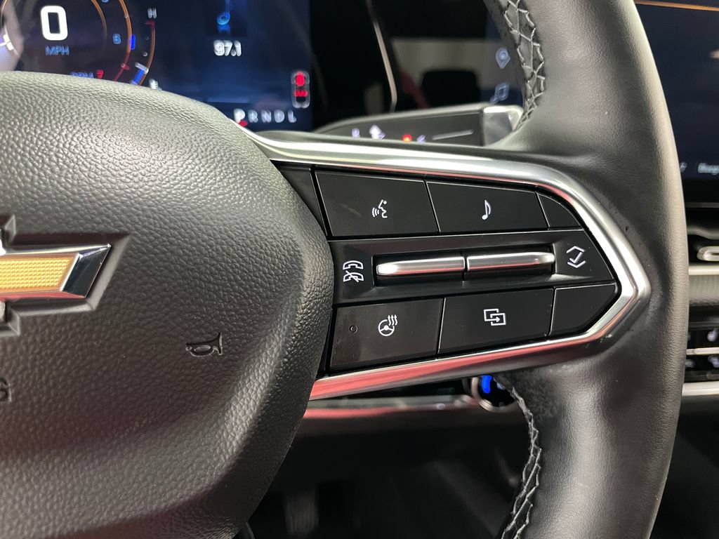 Used 2025 Chevrolet Equinox LT w/ Convenience Package II FWD image 25