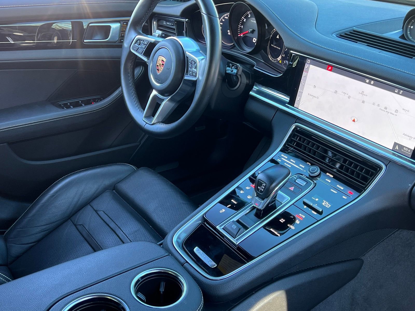 Certified 2020 Porsche Panamera Edition image 12