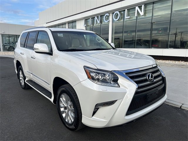 Used 2018 Lexus GX 460 image 2