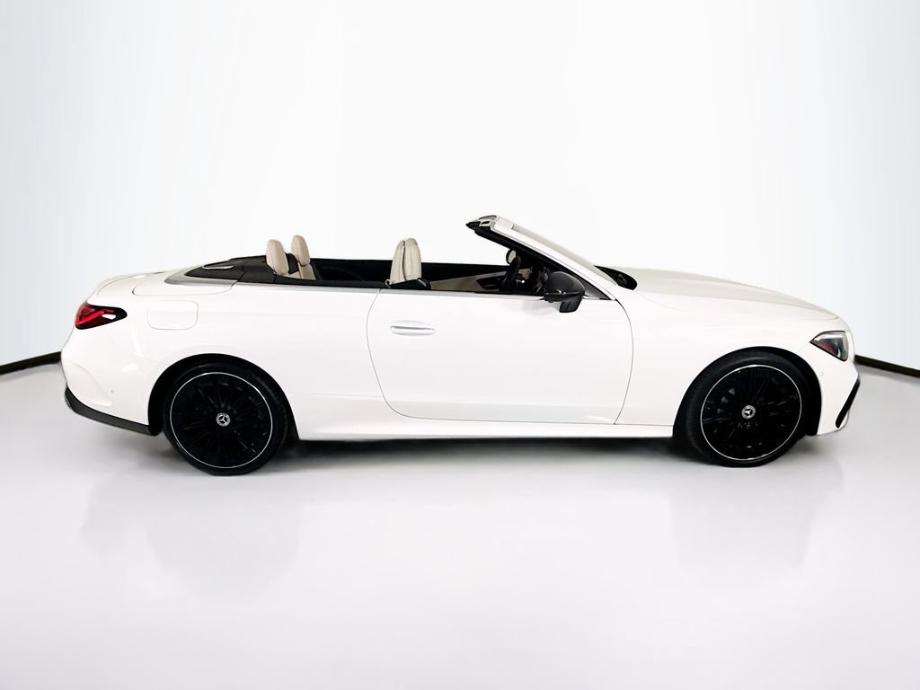 Used 2024 Mercedes-Benz CLE 300 4MATIC Cabriolet image 4