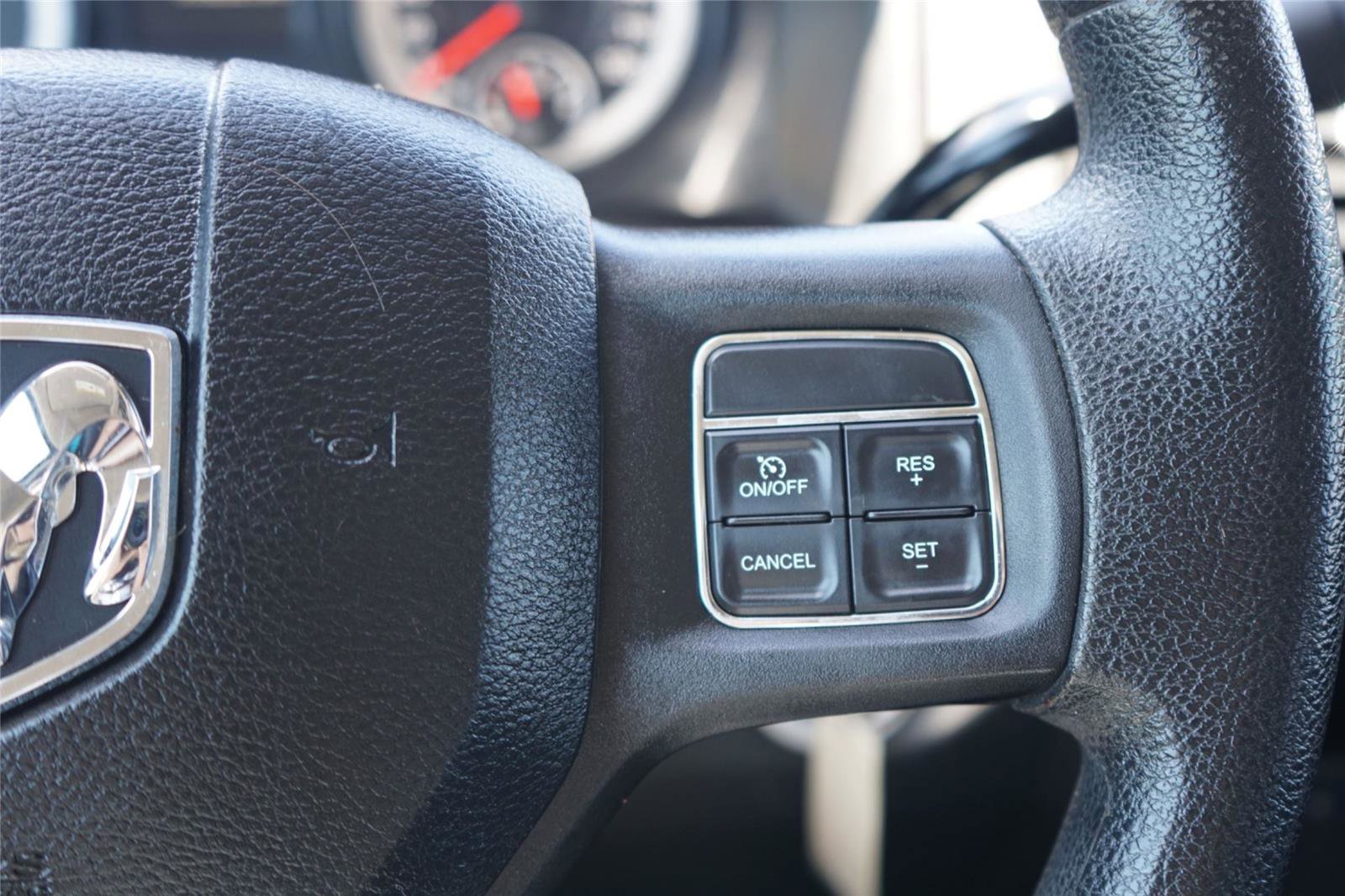 Used 2015 RAM 3500 Tradesman w/ Chrome Appearance Group AWD/4WD image 16