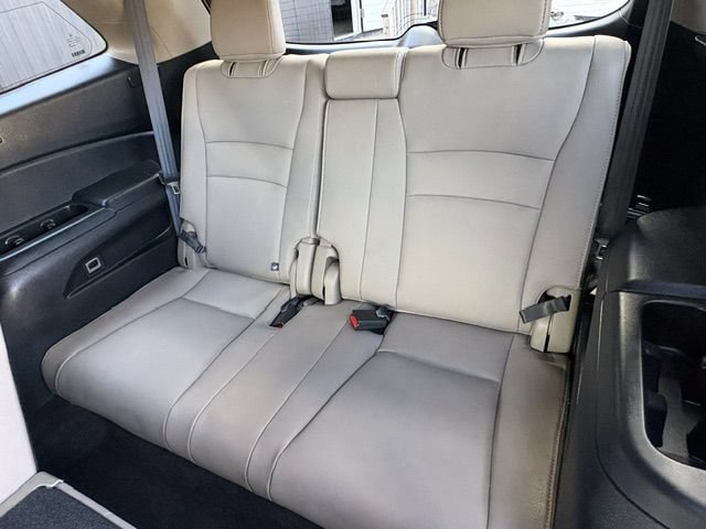 Used 2017 Honda Pilot EX-L image 18