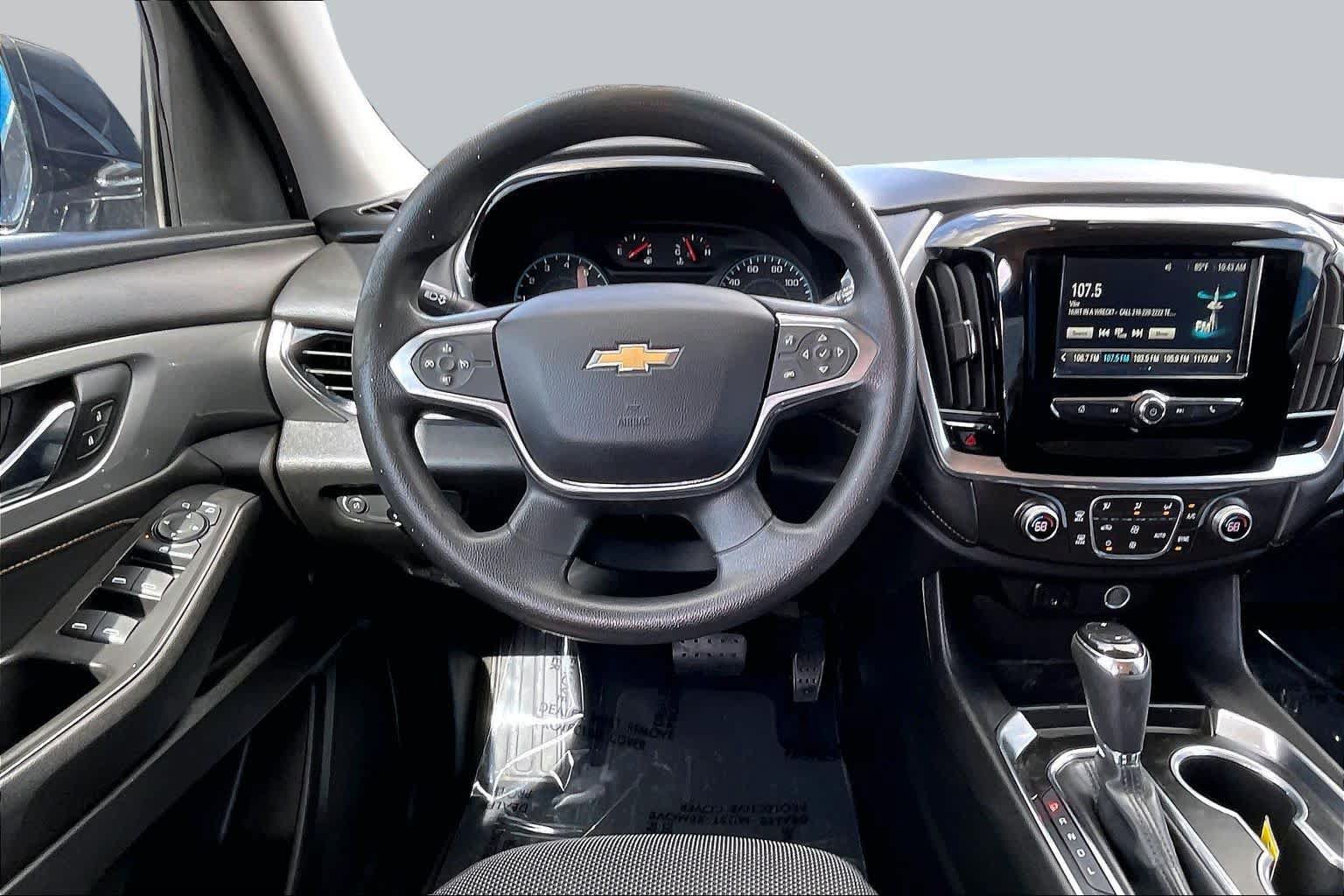 Used 2018 Chevrolet Traverse LS FWD image 6