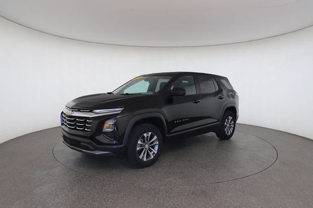 Used 2025 Chevrolet Equinox LT FWD image 3