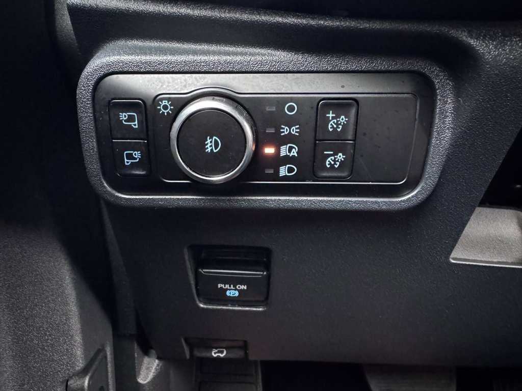 Used 2025 Ford Bronco Badlands image 36