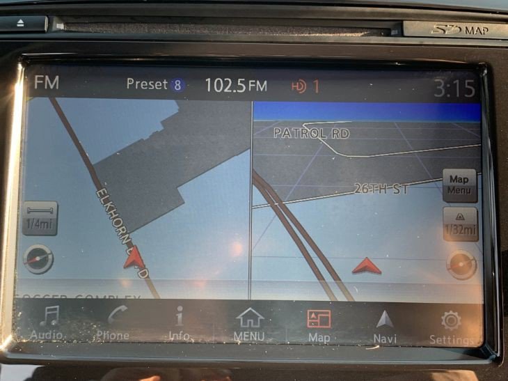 Used 2018 Nissan Maxima 3.5 SV image 10