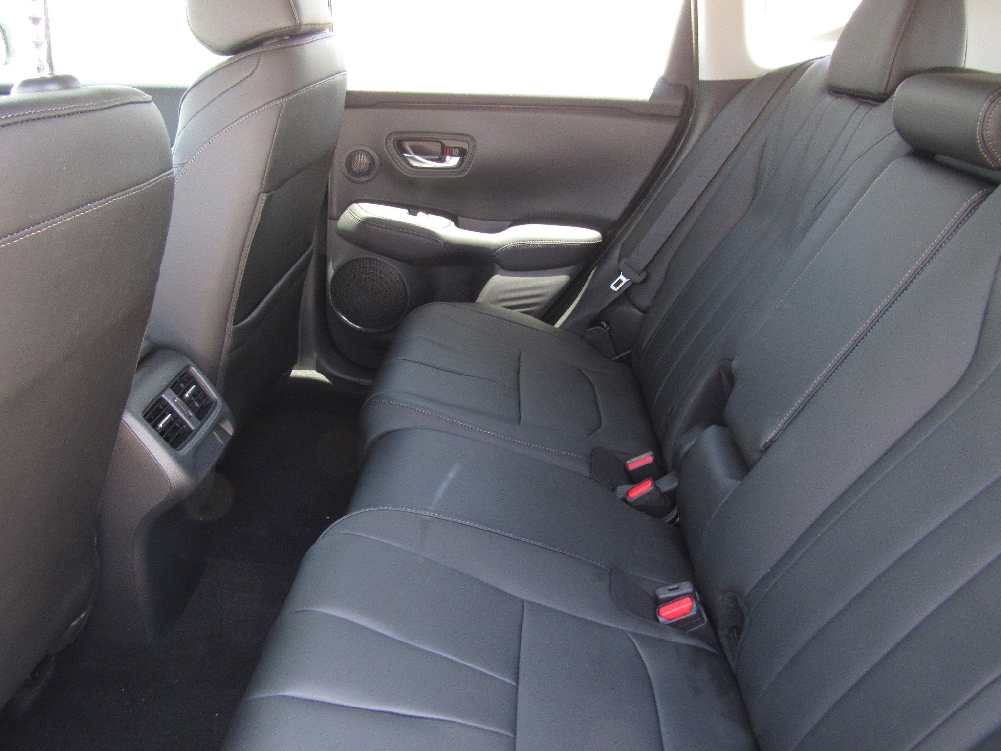 Certified 2025 Acura ADX FWD image 16