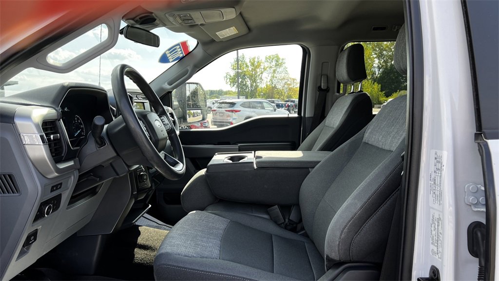 Used 2022 Ford F150 XLT w/ XTR Package image 8