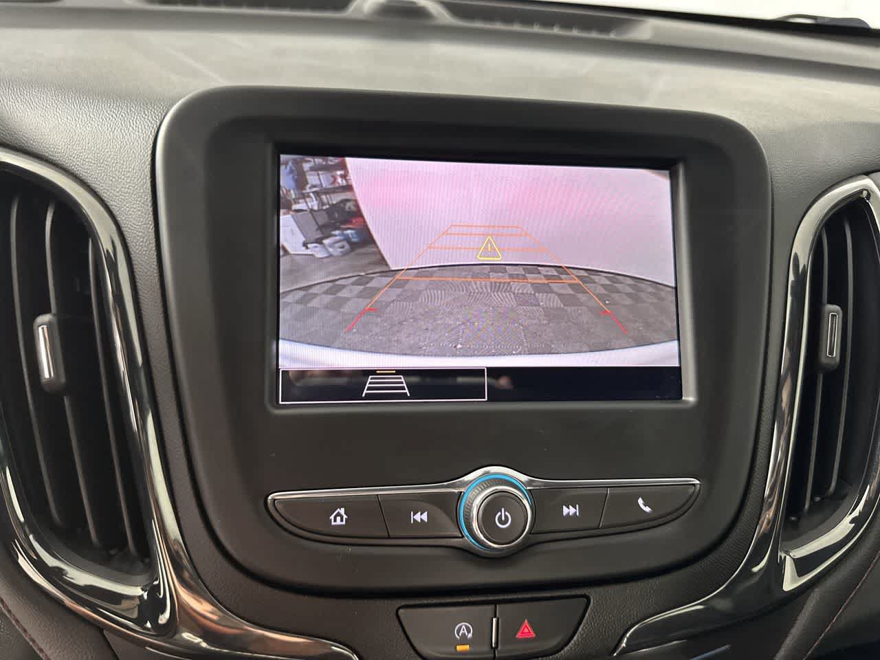 Used 2022 Chevrolet Equinox RS AWD/4WD image 18