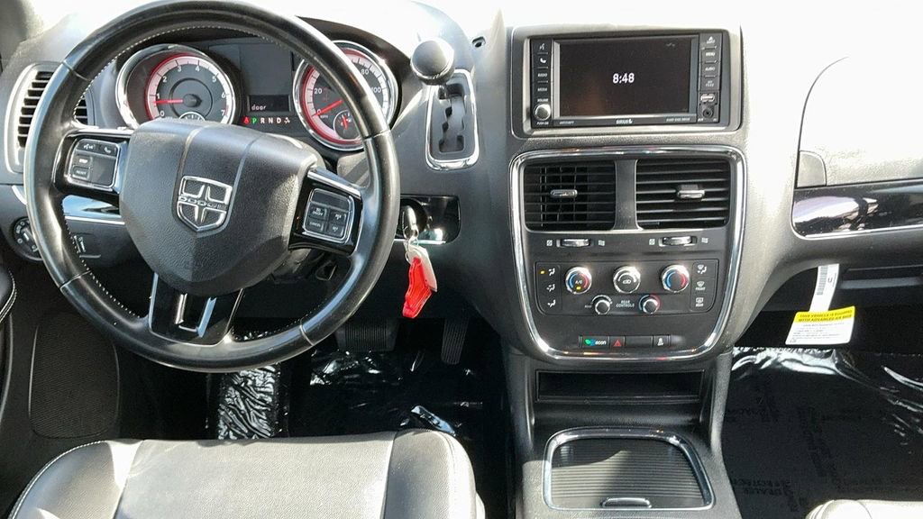 Used 2020 Dodge Grand Caravan SXT w/ Driver Convenience Group image 23