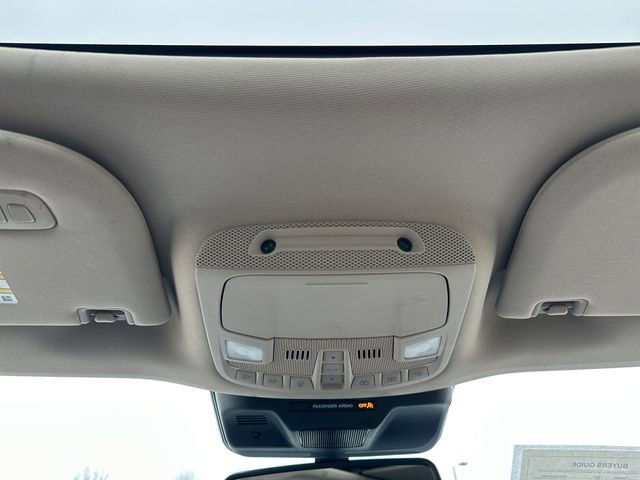 Used 2024 Ford Expedition Limited image 28