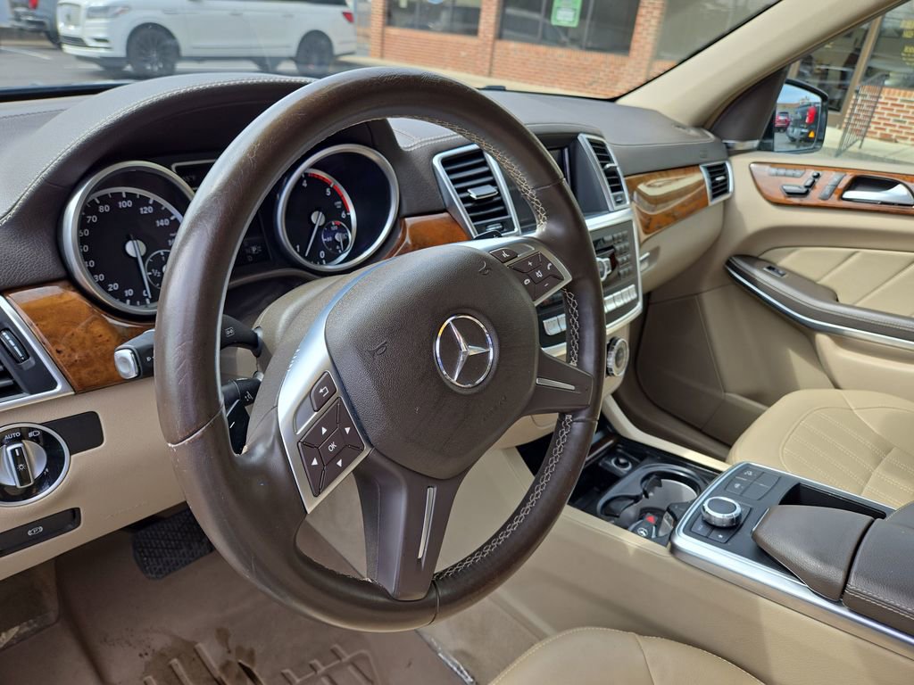Used 2014 Mercedes-Benz GL 350 BlueTEC 4MATIC image 20