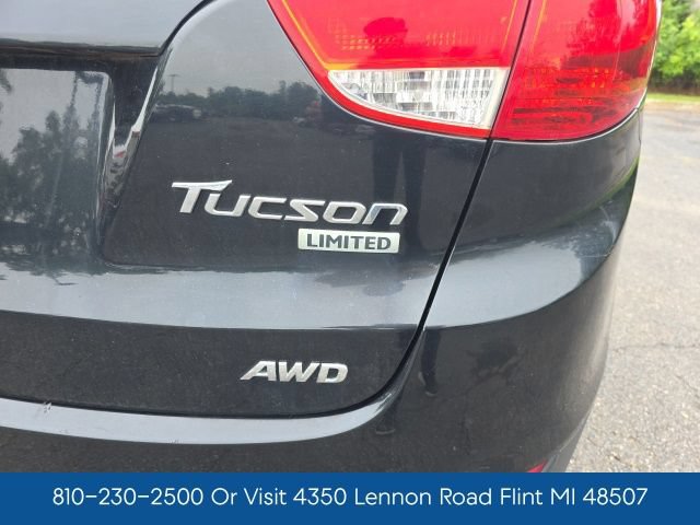 Used 2011 Hyundai Tucson Limited AWD/4WD image 9