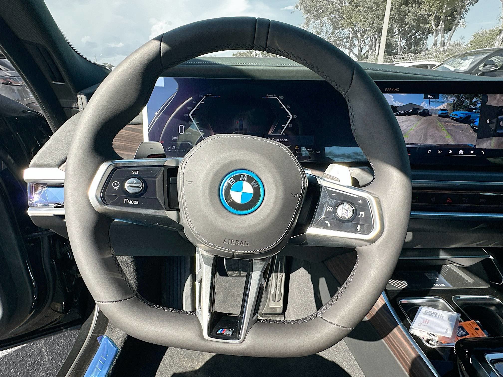 New 2026 BMW 750e xDrive image 8