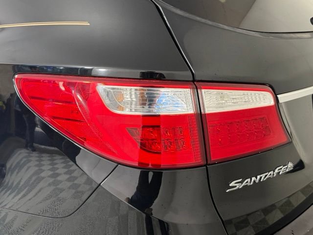 Used 2015 Hyundai Santa Fe Limited w/ Option Group 04 AWD/4WD image 15