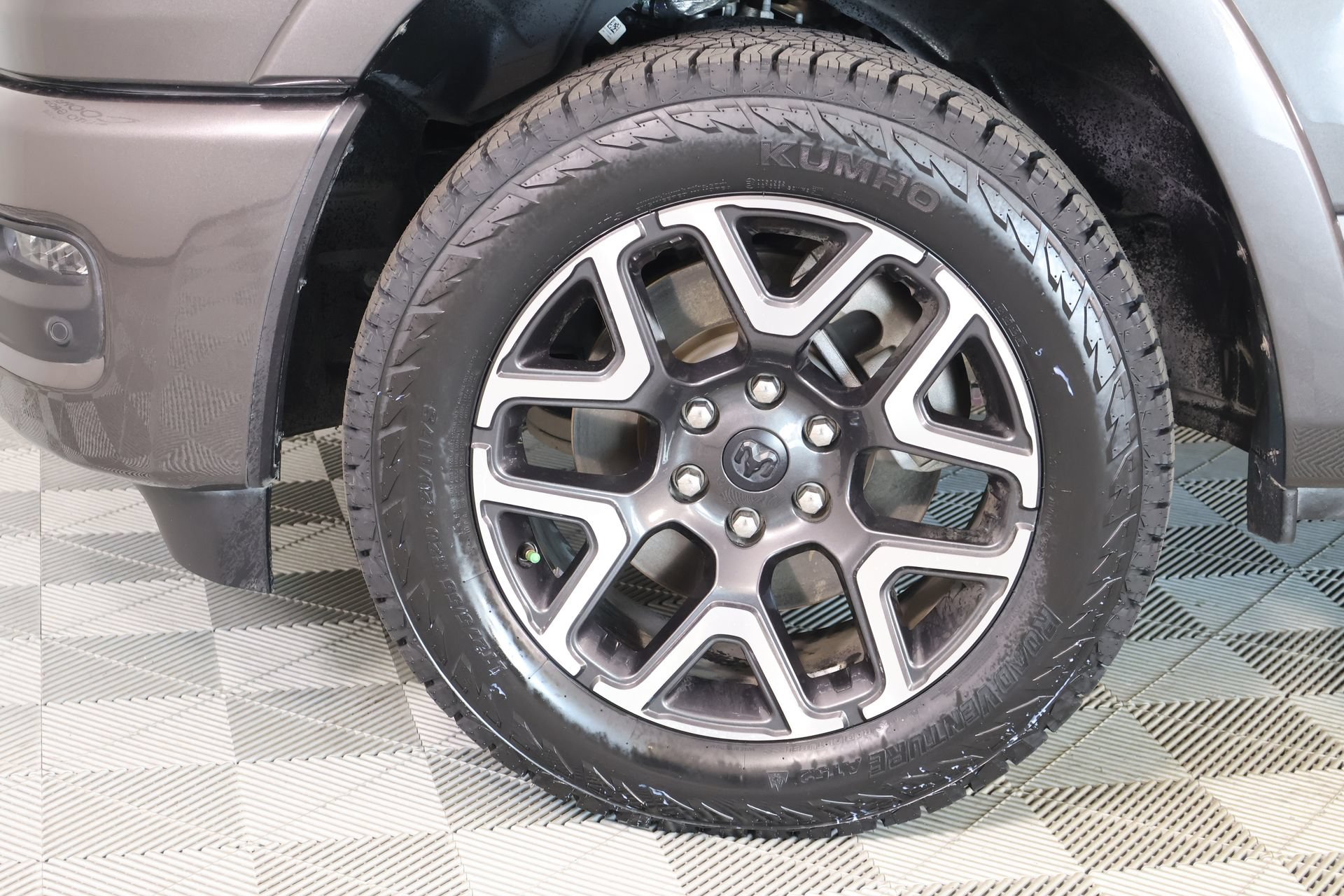 Used 2025 RAM 1500 Laramie w/ Laramie Southwest Edition AWD/4WD image 20