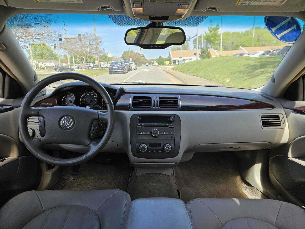 Used 2011 Buick Lucerne CXL w/ Driver Confidence Package FWD image 17