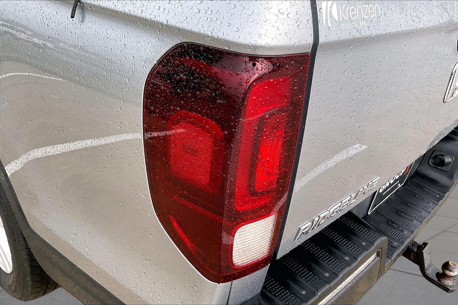 Used 2017 Honda Ridgeline RT image 25