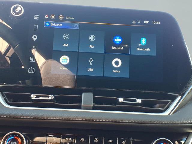 Used 2025 Chevrolet Equinox LT w/ Convenience Package II FWD image 8