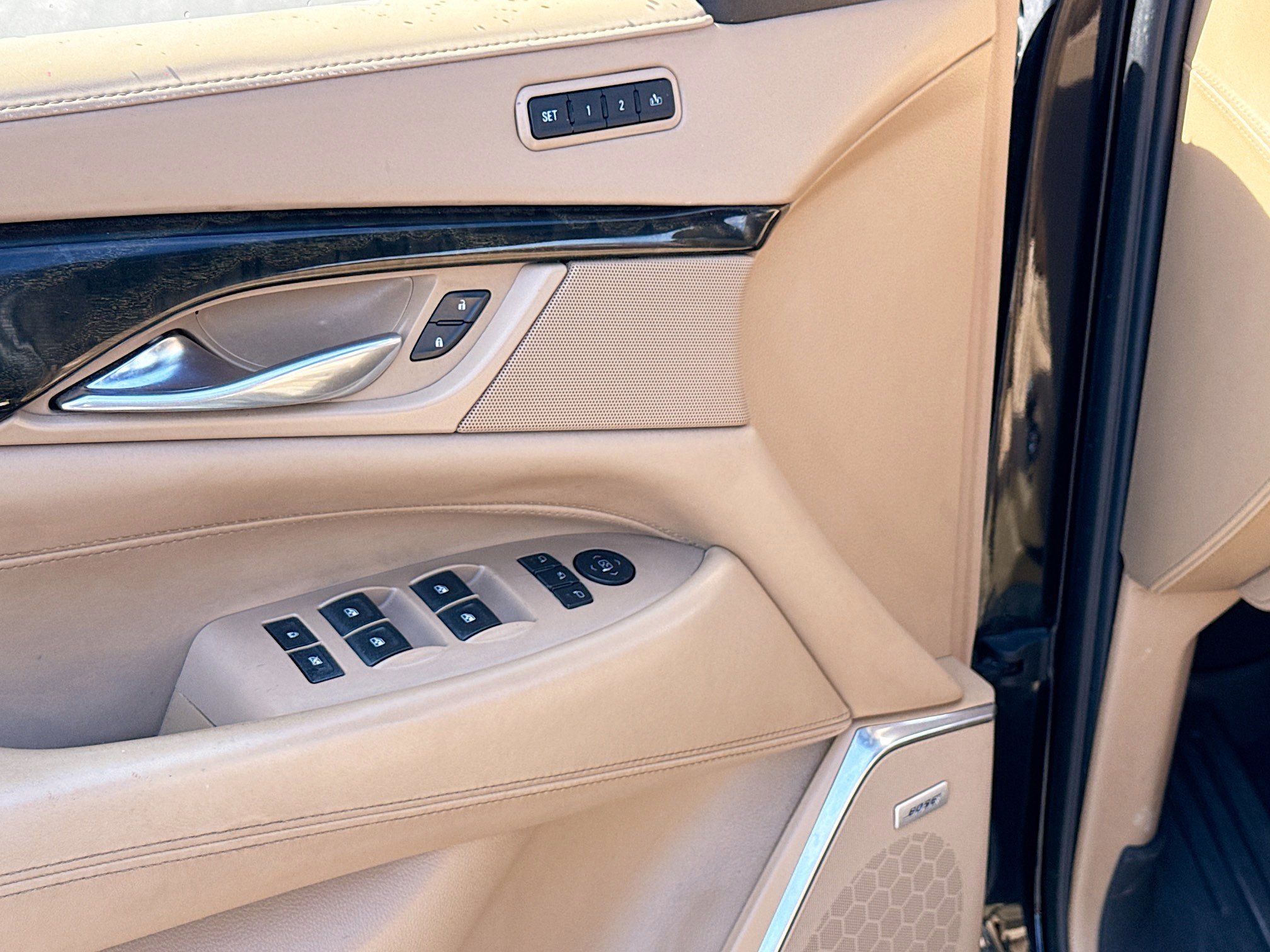 Used 2018 Cadillac Escalade ESV Platinum image 8