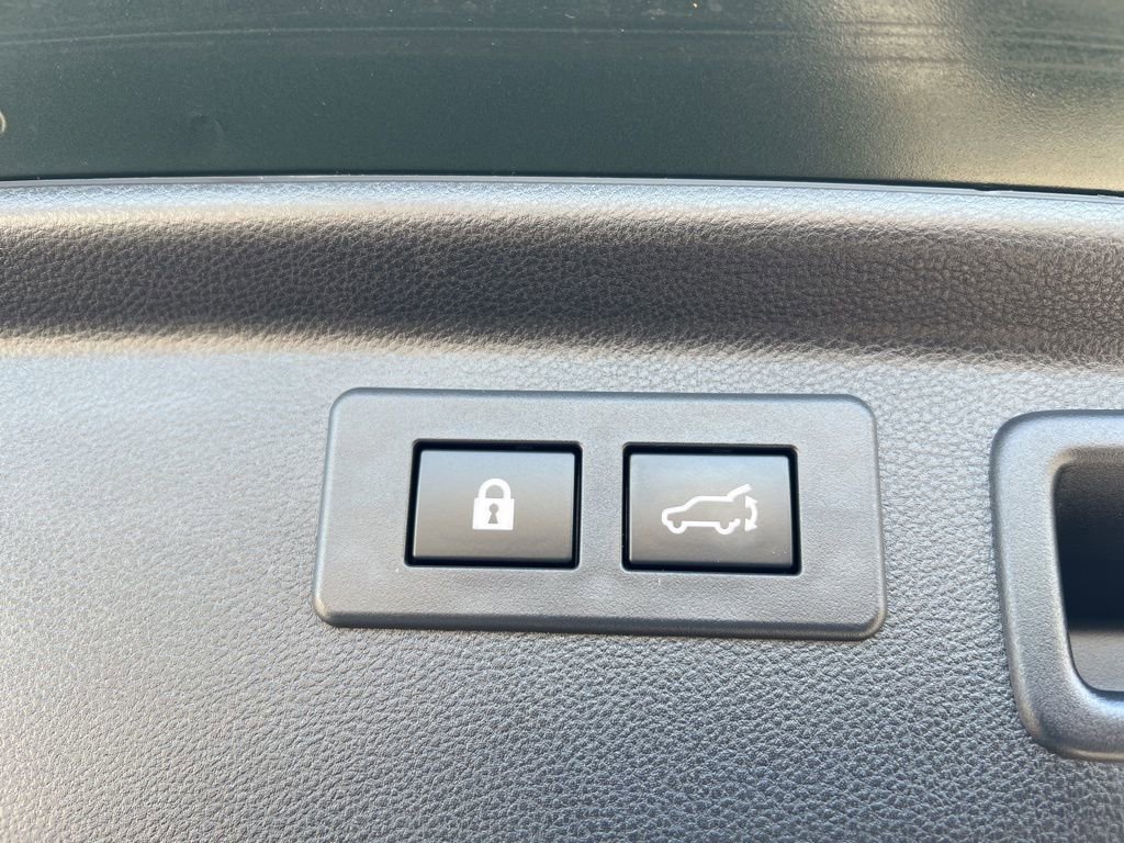 Used 2022 Subaru Forester Premium image 8