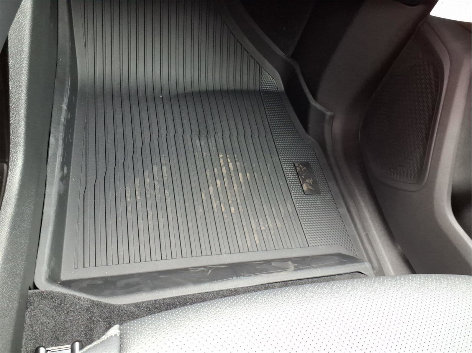 New 2026 Chevrolet Traverse LT image 25